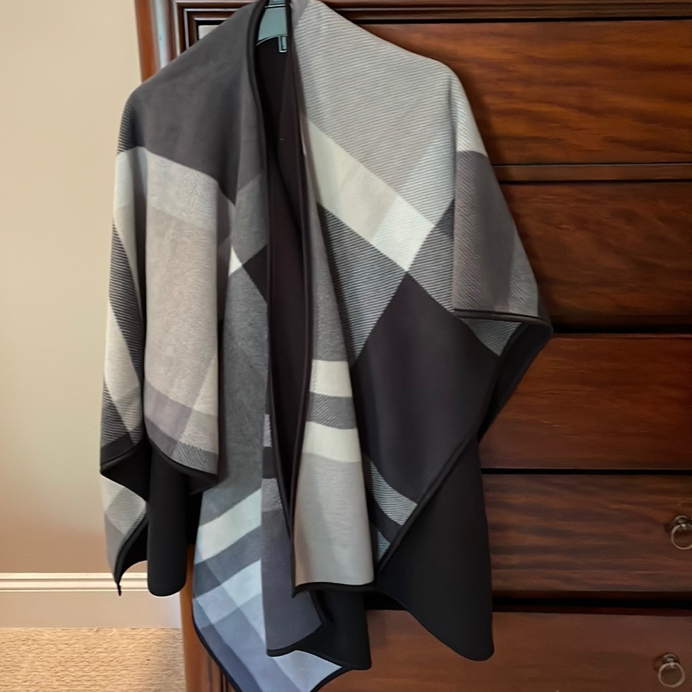 Reversible Wrap